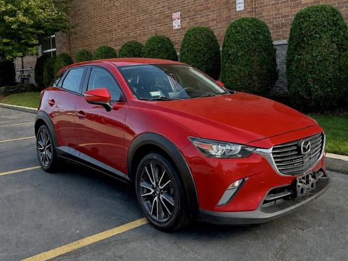 Used 2018 MAZDA CX-3 Touring FWD image 6