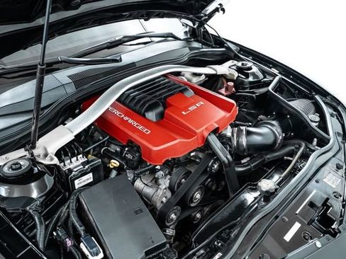 Used 2014 Chevrolet Camaro ZL1 image 36