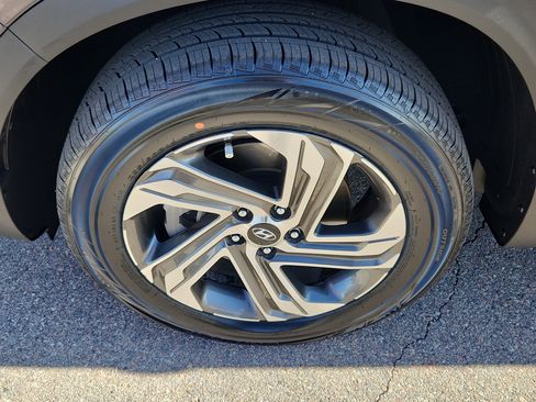 Used 2022 Hyundai Santa Fe SEL image 16