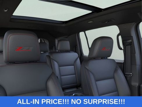 New 2026 Chevrolet Traverse Z71 w/ Enhanced Driving Package AWD/4WD image 24