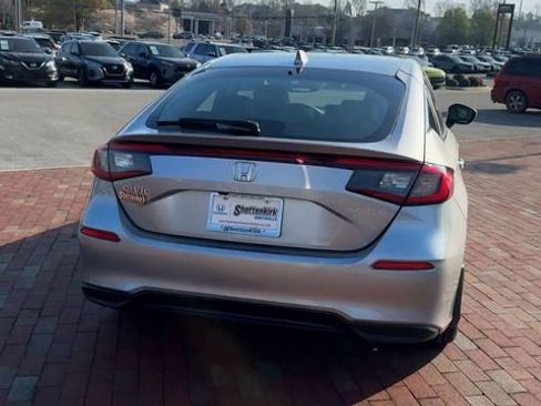 Certified 2024 Honda Civic EX-L image 2