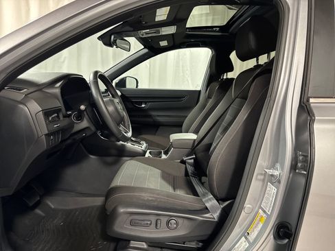 Used 2023 Honda CR-V Sport image 3