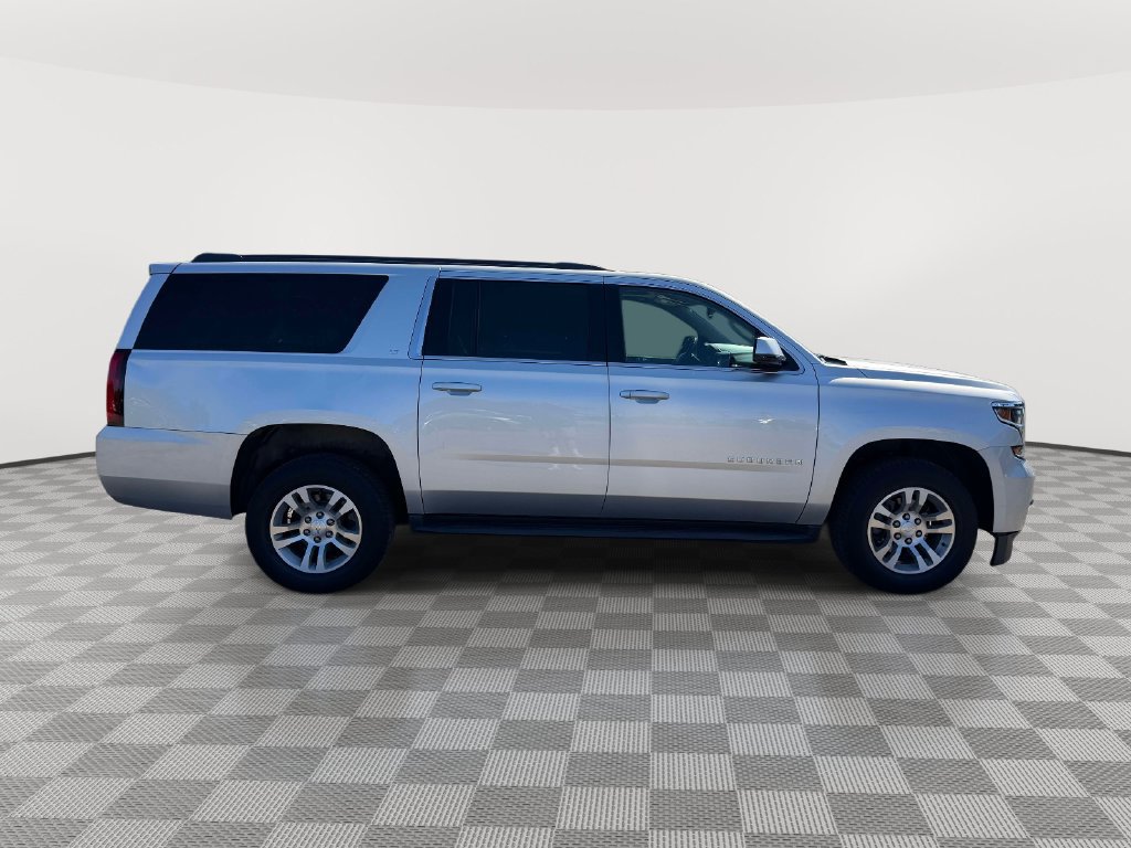 Used 2018 Chevrolet Suburban LT AWD/4WD image 2
