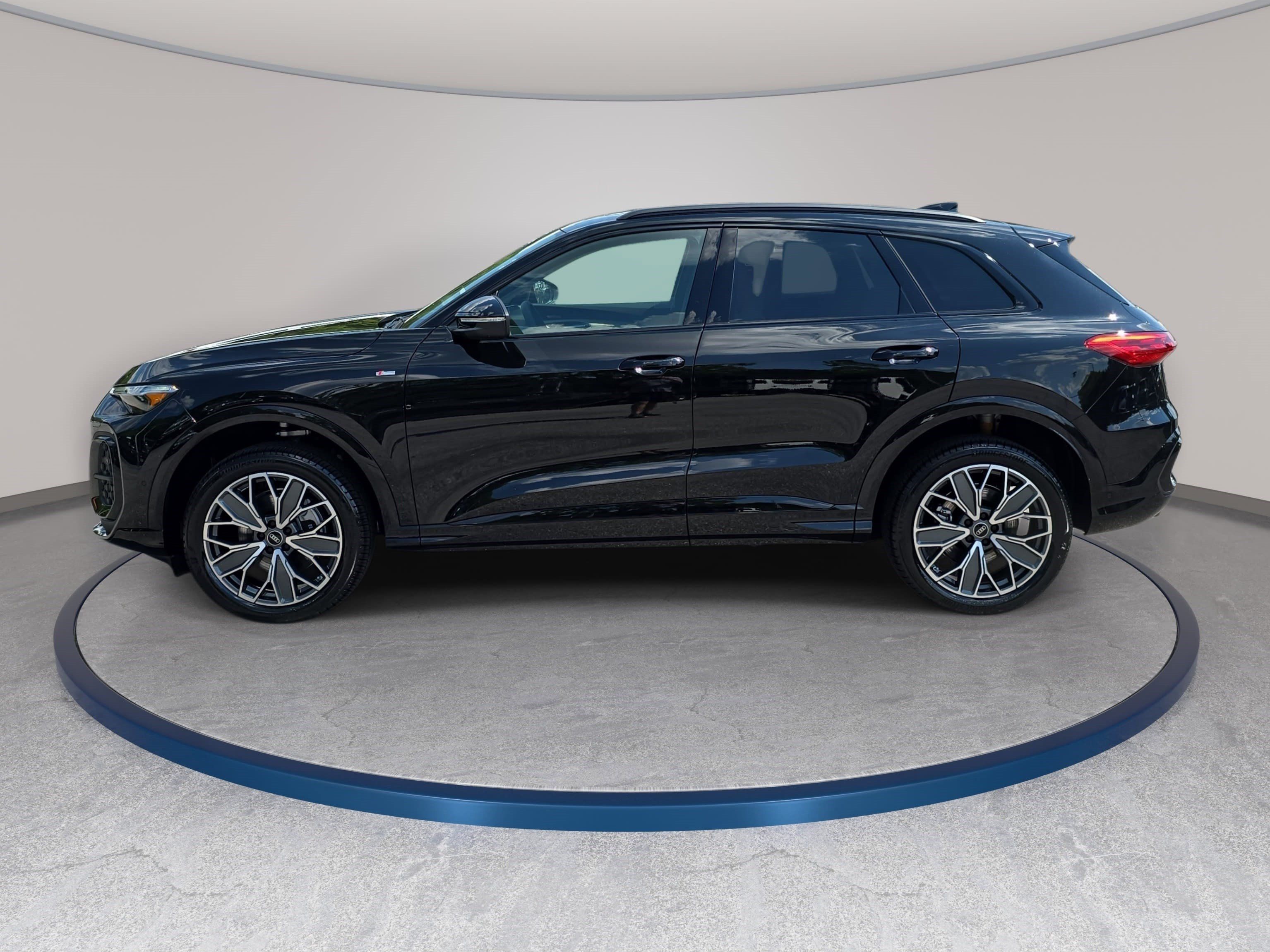 New 2026 Audi Q5 Premium AWD/4WD image 8
