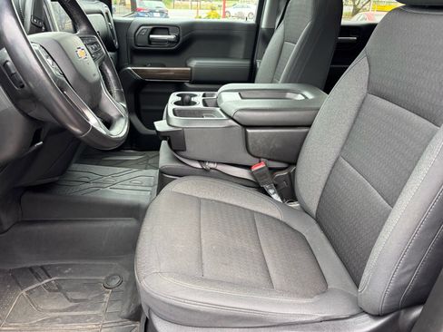 Used 2020 Chevrolet Silverado 1500 LT w/ All-Star Edition image 9