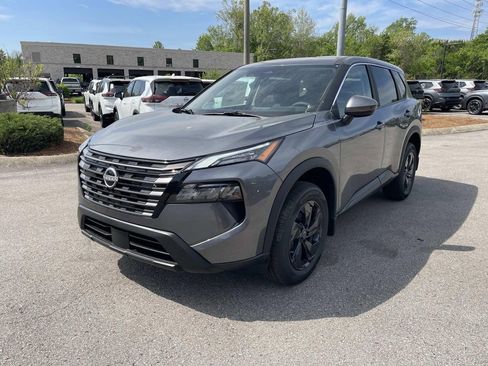 New 2026 Nissan Rogue SV w/ Cold Weather Package AWD/4WD image 7