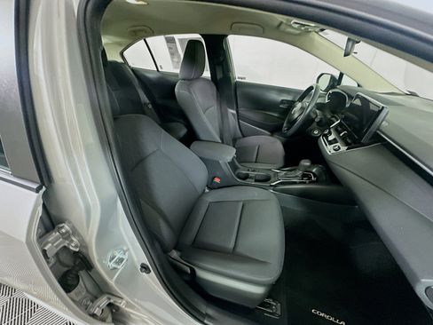 Used 2024 Toyota Corolla LE FWD image 29