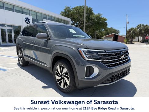 New 2026 Volkswagen Atlas SEL AWD/4WD image 1