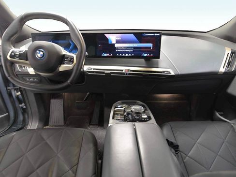 Certified 2024 BMW iX xDrive50 w/ Premium Package AWD/4WD image 13
