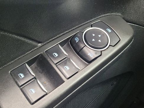 Used 2021 Ford Escape SE FWD image 27