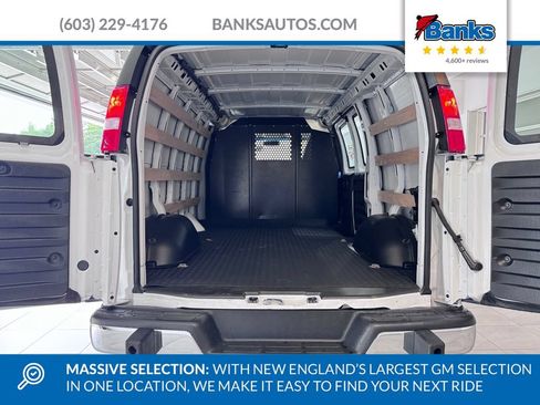Used 2025 GMC Savana 2500 w/ Driver Convenience Package RWD image 7