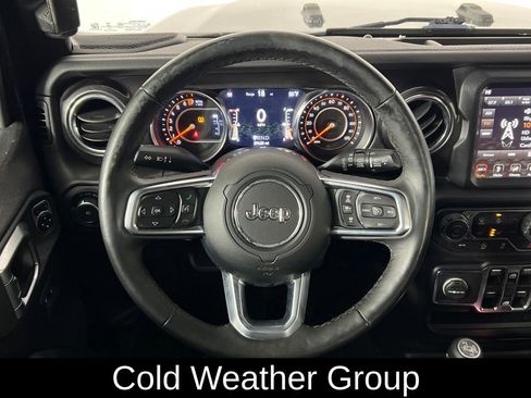 Used 2019 Jeep Wrangler Unlimited Sahara image 7