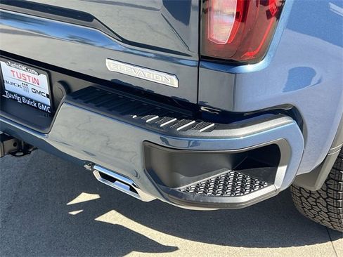New 2026 GMC Sierra 1500 Elevation w/ LPO, Elevation Black Package image 30