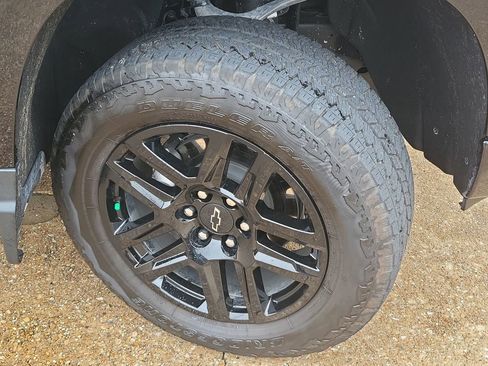 Certified 2026 Chevrolet Silverado 1500 LT Trail Boss w/ Convenience Package II AWD/4WD image 33