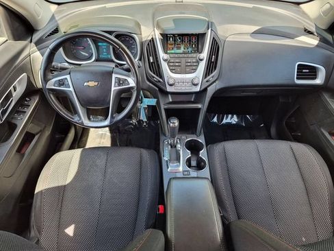Used 2017 Chevrolet Equinox LT w/ Convenience Package FWD image 16