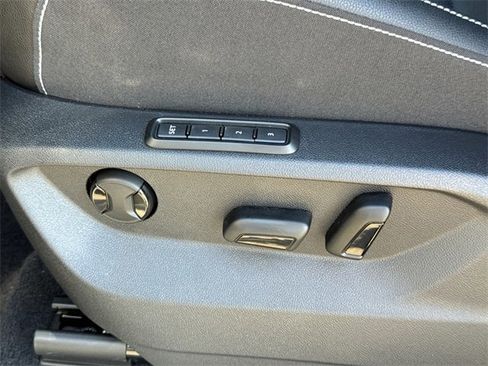 New 2026 Volkswagen Atlas Cross Sport SEL R-Line image 37