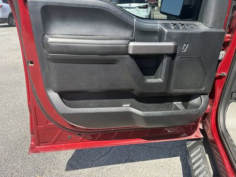 Used 2019 Ford F150 XLT w/ Equipment Group 302A Luxury AWD/4WD image 9