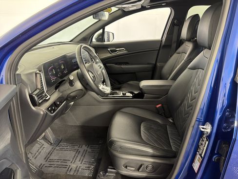 Used 2024 Kia Sportage X-Line w/ X-Line Premium Package image 6