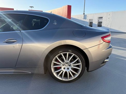 Used 2010 Maserati GranTurismo S RWD image 11
