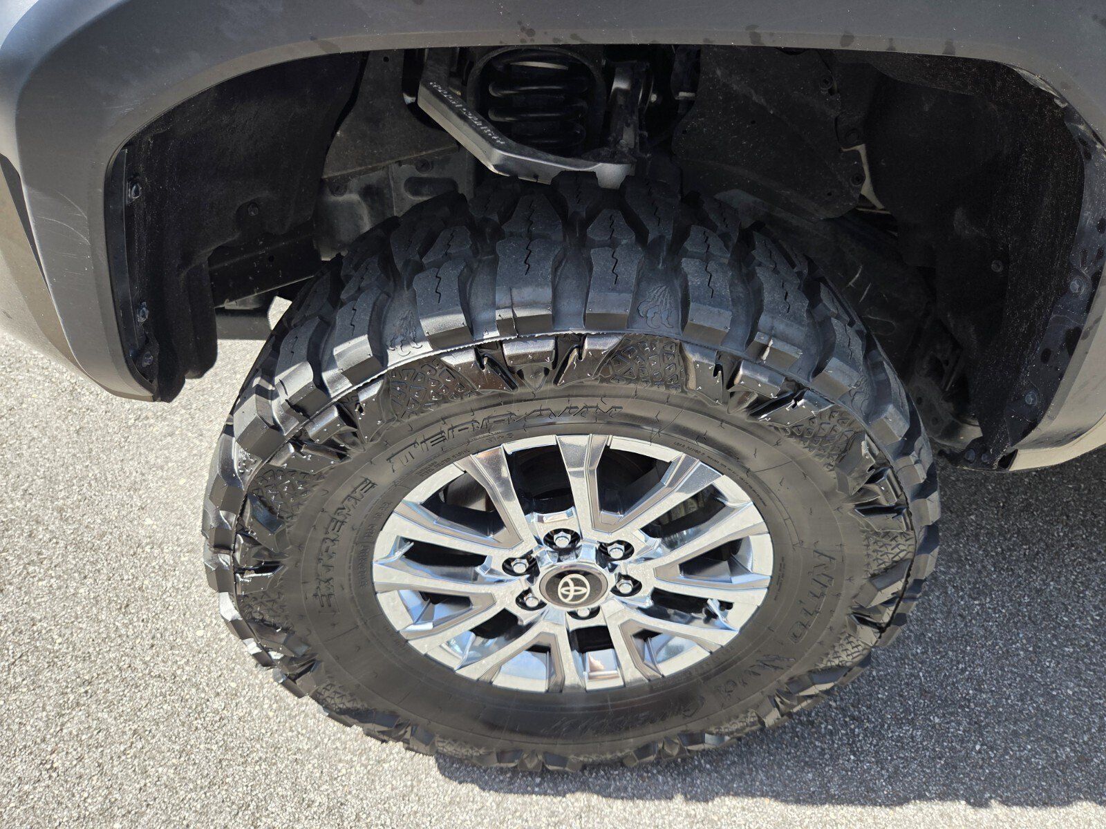 Used 2024 Toyota Tacoma TRD Off-Road AWD/4WD image 20