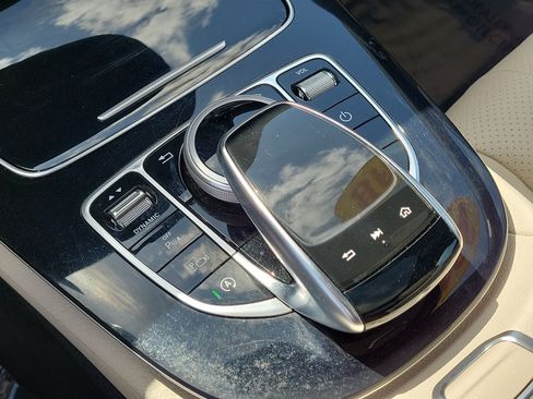 Used 2018 Mercedes-Benz E 300 image 27