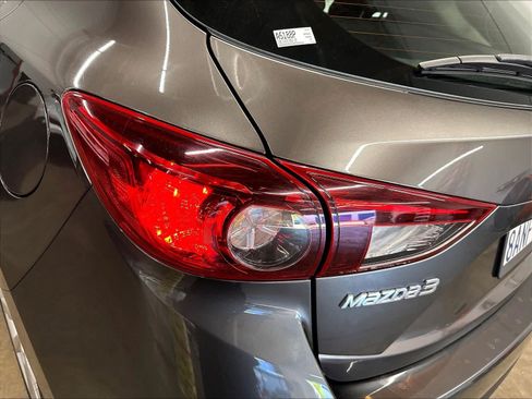 Used 2017 MAZDA MAZDA3 Grand Touring FWD image 30