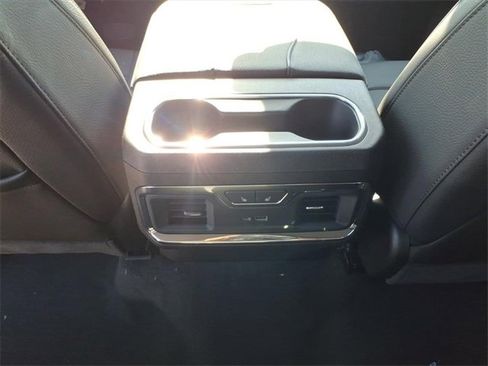 New 2026 GMC Sierra 3500 Denali w/ Denali Reserve Package image 16