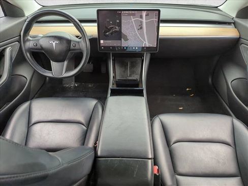 Used 2018 Tesla Model 3 Long Range image 18