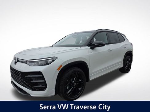 New 2026 Volkswagen Tiguan SE R-Line AWD/4WD image 1
