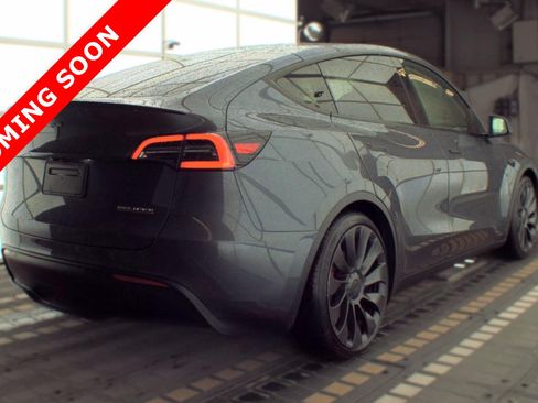Used 2023 Tesla Model Y Performance AWD/4WD image 5