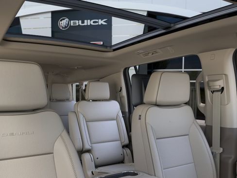 New 2026 GMC Yukon XL Denali w/ Denali Reserve Package AWD/4WD image 24