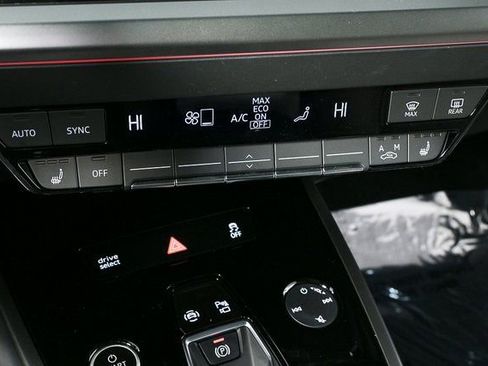 Certified 2024 Audi Q4 e-tron Prestige w/ Black Optic Package image 16