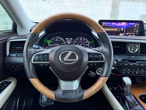 Used 2018 Lexus RX 350 FWD w/ Premium Package image 28