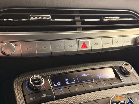Used 2020 Hyundai Palisade Limited AWD/4WD image 17