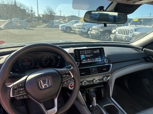 Used 2020 Honda Accord EX image 18