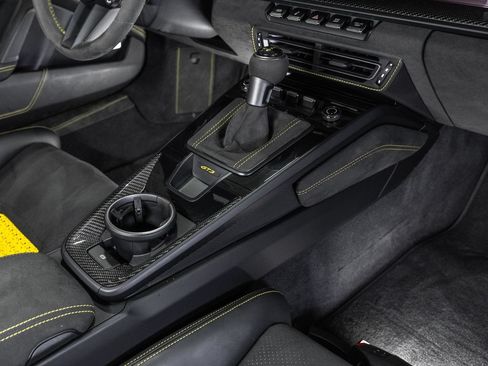 Used 2024 Porsche 911 GT3 RWD image 20