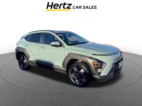 Used 2025 Hyundai Kona SEL image 1