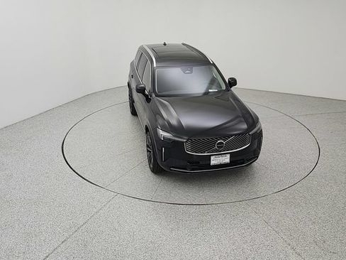 New 2026 Volvo XC90 B6 Plus w/ Protection Package Premier AWD/4WD image 14