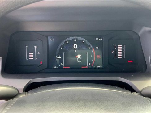 Used 2025 Toyota Tacoma SR5 AWD/4WD image 23
