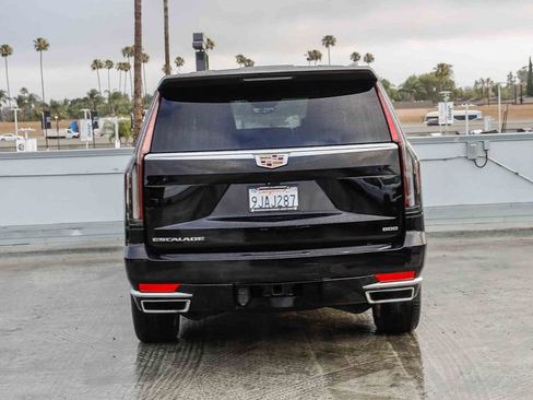 Used 2024 Cadillac Escalade ESV Premium Luxury Platinum AWD/4WD image 7