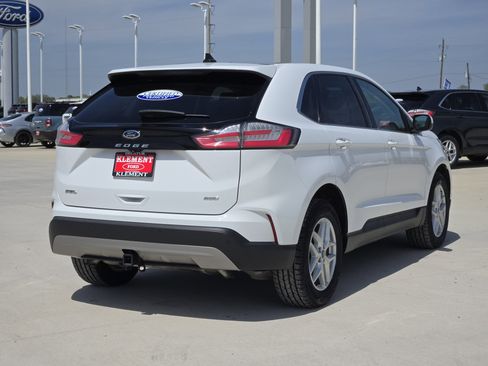 Certified 2022 Ford Edge SEL w/ Convenience Package image 7