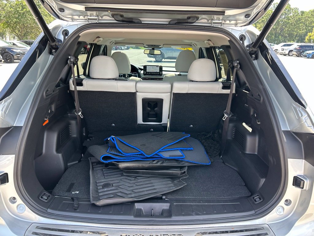 Used 2025 Mitsubishi Outlander 4WD Plug-In Hybrid image 53