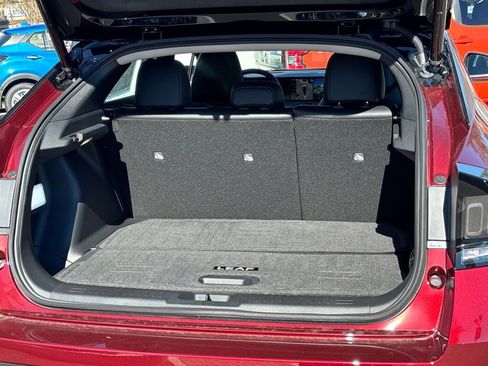 New 2026 Nissan Leaf Platinum+ w/ Cargo Package (Platinum+) image 25