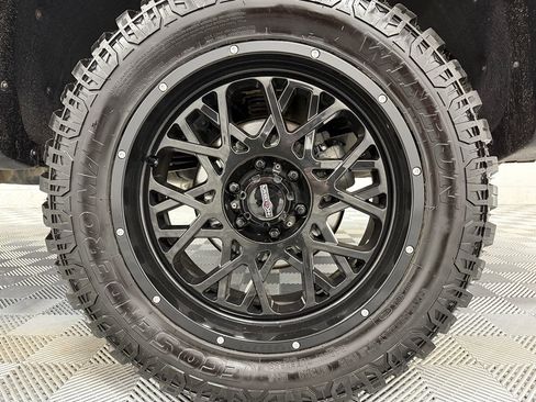 Used 2023 Chevrolet Silverado 1500 High Country w/ High Country Premium Package image 41