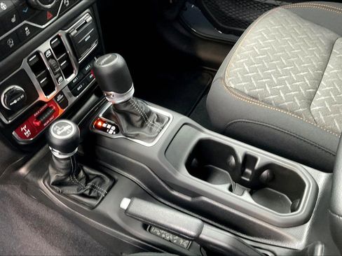 New 2025 Jeep Gladiator Mojave w/ Safety Group image 8