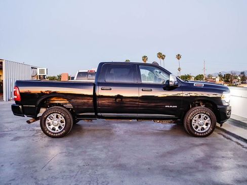 Used 2024 RAM 2500 Laramie w/ Safety Group AWD/4WD image 13