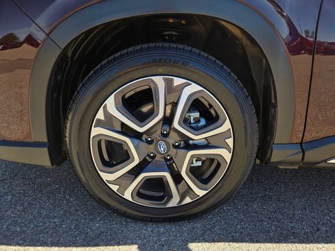 Used 2024 Subaru Ascent Touring AWD/4WD image 17