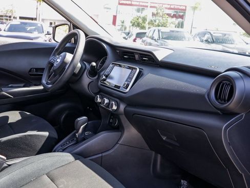 Used 2024 Nissan Kicks S image 20