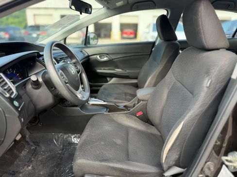 Used 2013 Honda Civic LX image 2