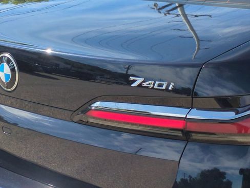 Used 2023 BMW 740i w/ Parking Assistance Package RWD image 24